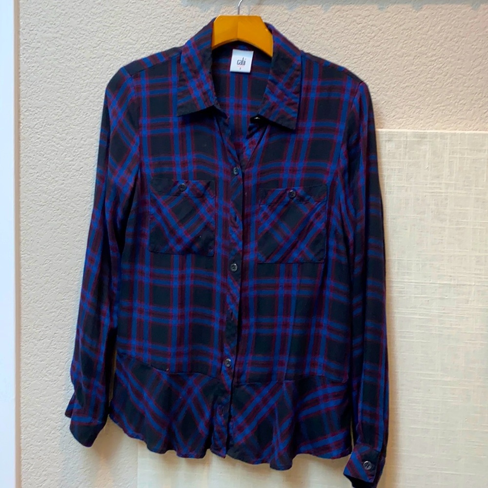 Flattering Cabi plaid top S